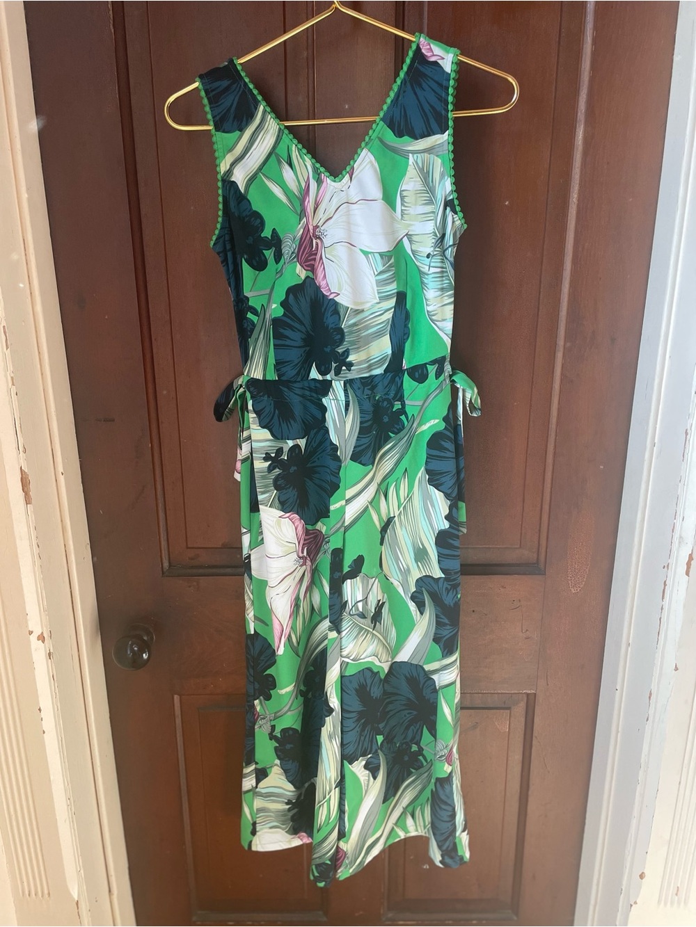 Carolina Belle women's size 4 sleeveless jumpsuit